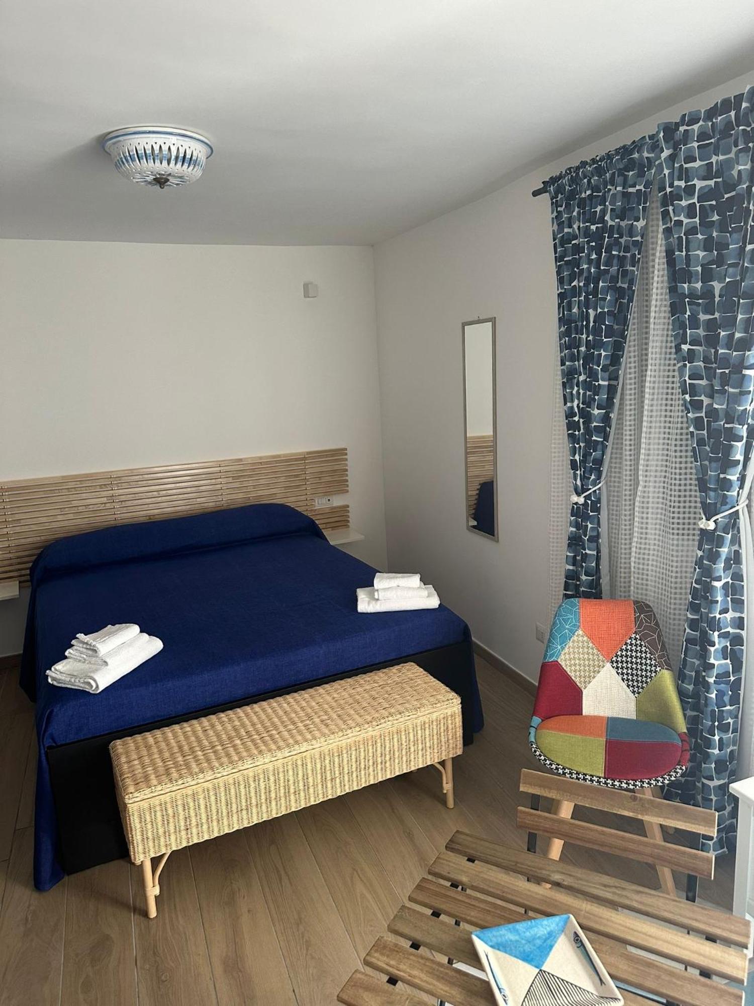 Dama Room Vietri Екстериор снимка